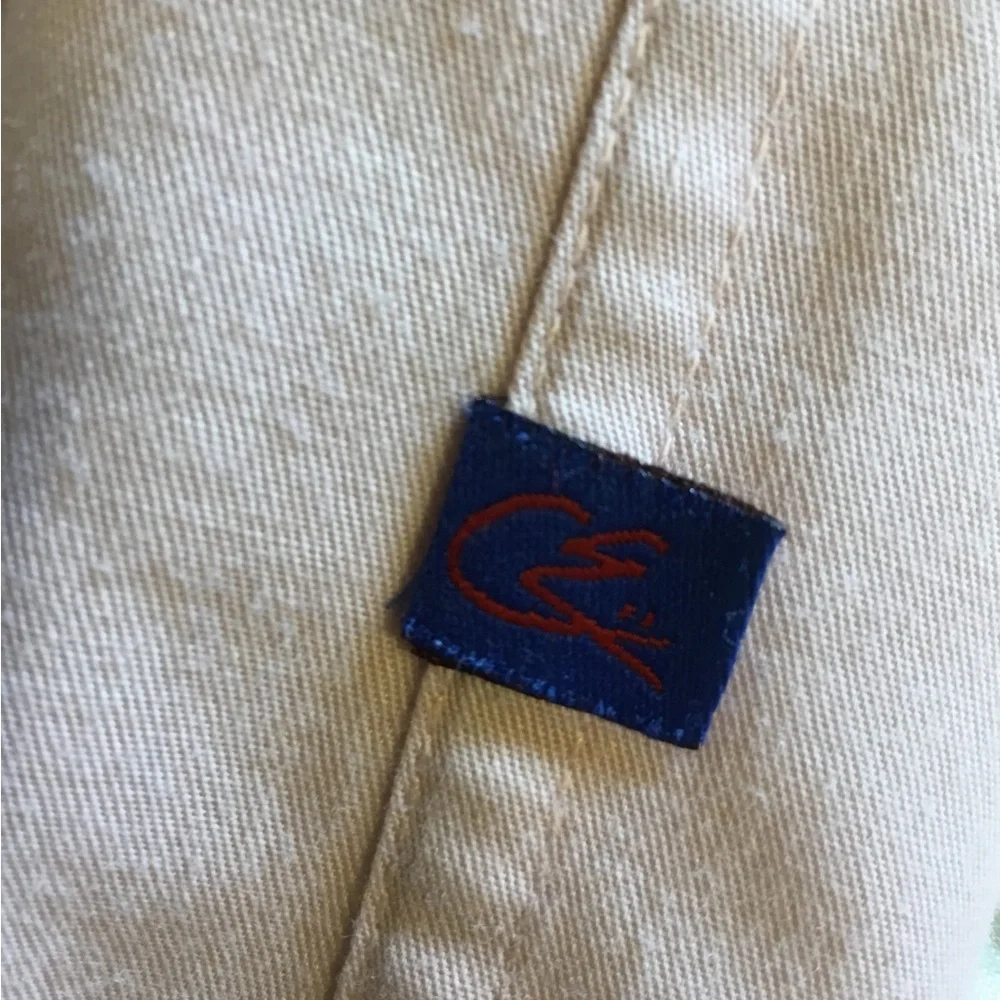Men’s Cream/Pink Dress Shirt 16.5 pale, pink Button down button cuffs